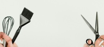  ハサミ コーム 手
